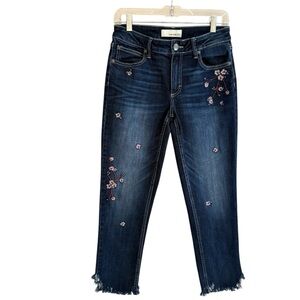 Maurice’s Floral Embroidered Boyfriend Jean Size‎ 3/4